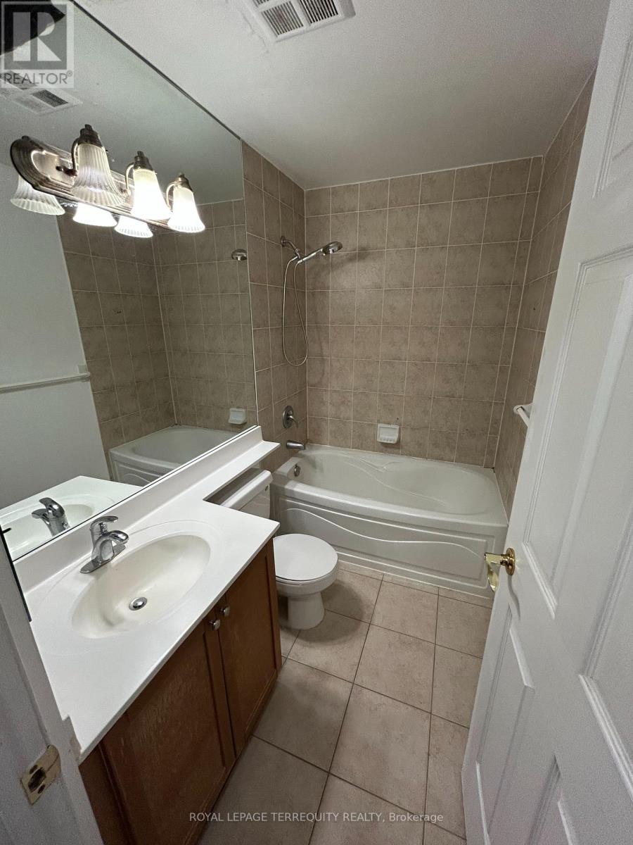 1531 - 700 Humberwood Boulevard, Toronto (West Humber-Clairville), Ontario  M9W 7J4 - Photo 4 - W14113224