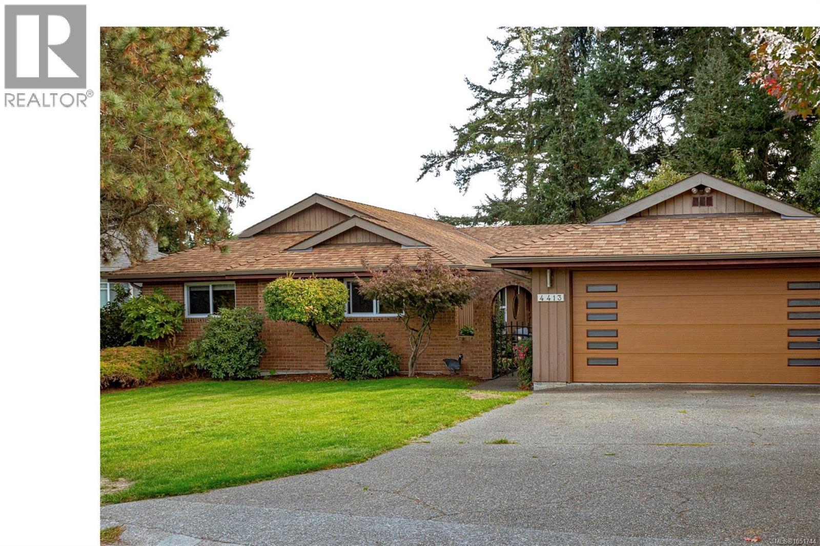 4413 Strom Ness Pl, Saanich, British Columbia