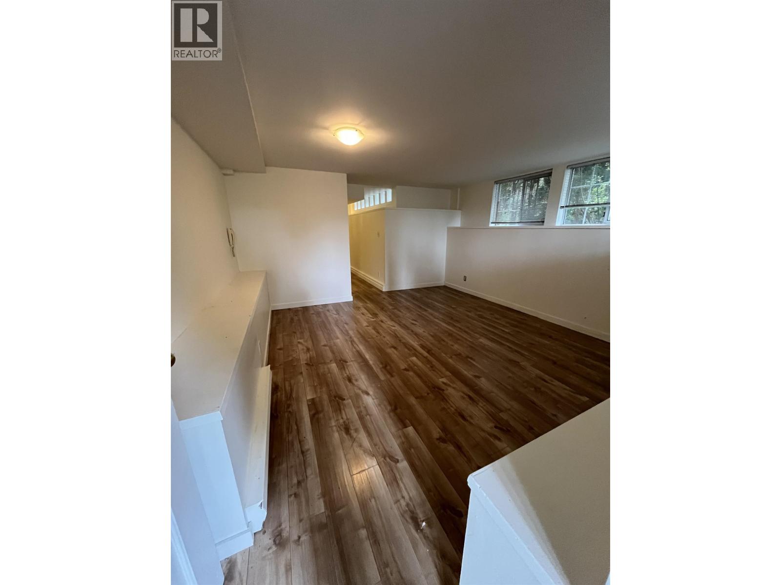 3371 CHESTERFIELD AVENUE