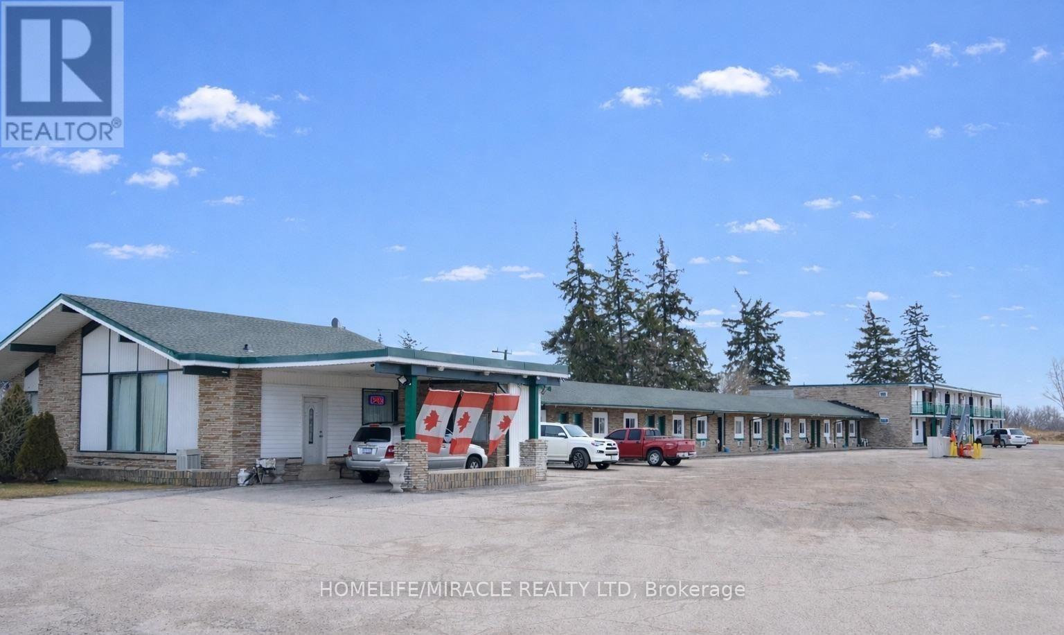 1701 LONDON LINE, Sarnia, Ontario