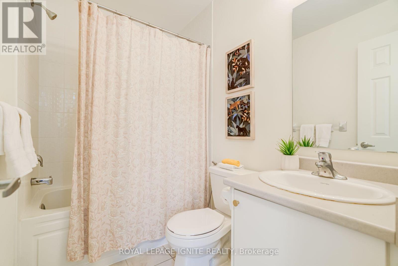 5 Sleeky Lane, Ajax, Ontario  L1T 0P4 - Photo 28 - E13864184