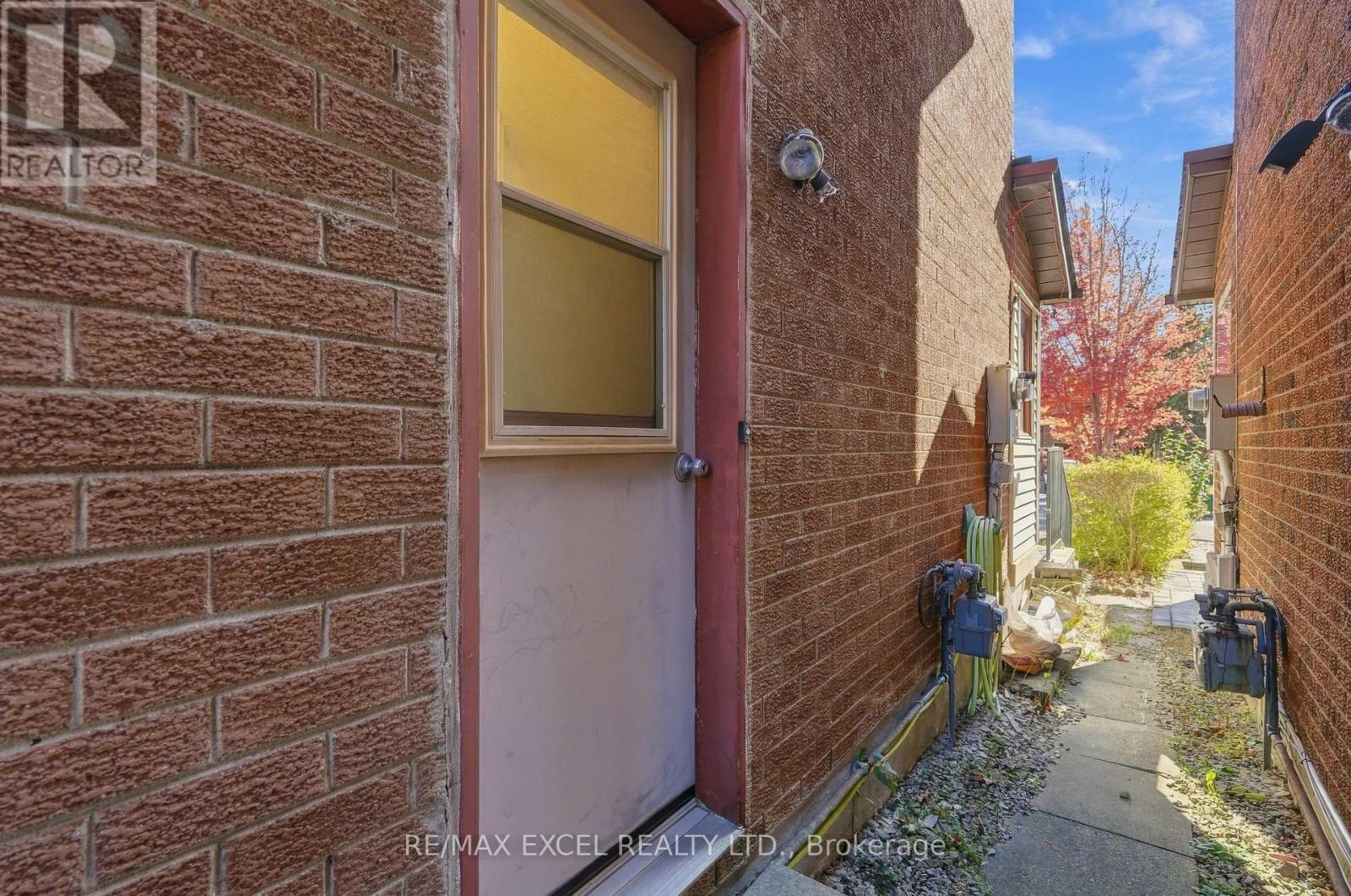 97 Tangmere Crescent, Markham, Ontario  L3R 6Y7 - Photo 44 - N14111134
