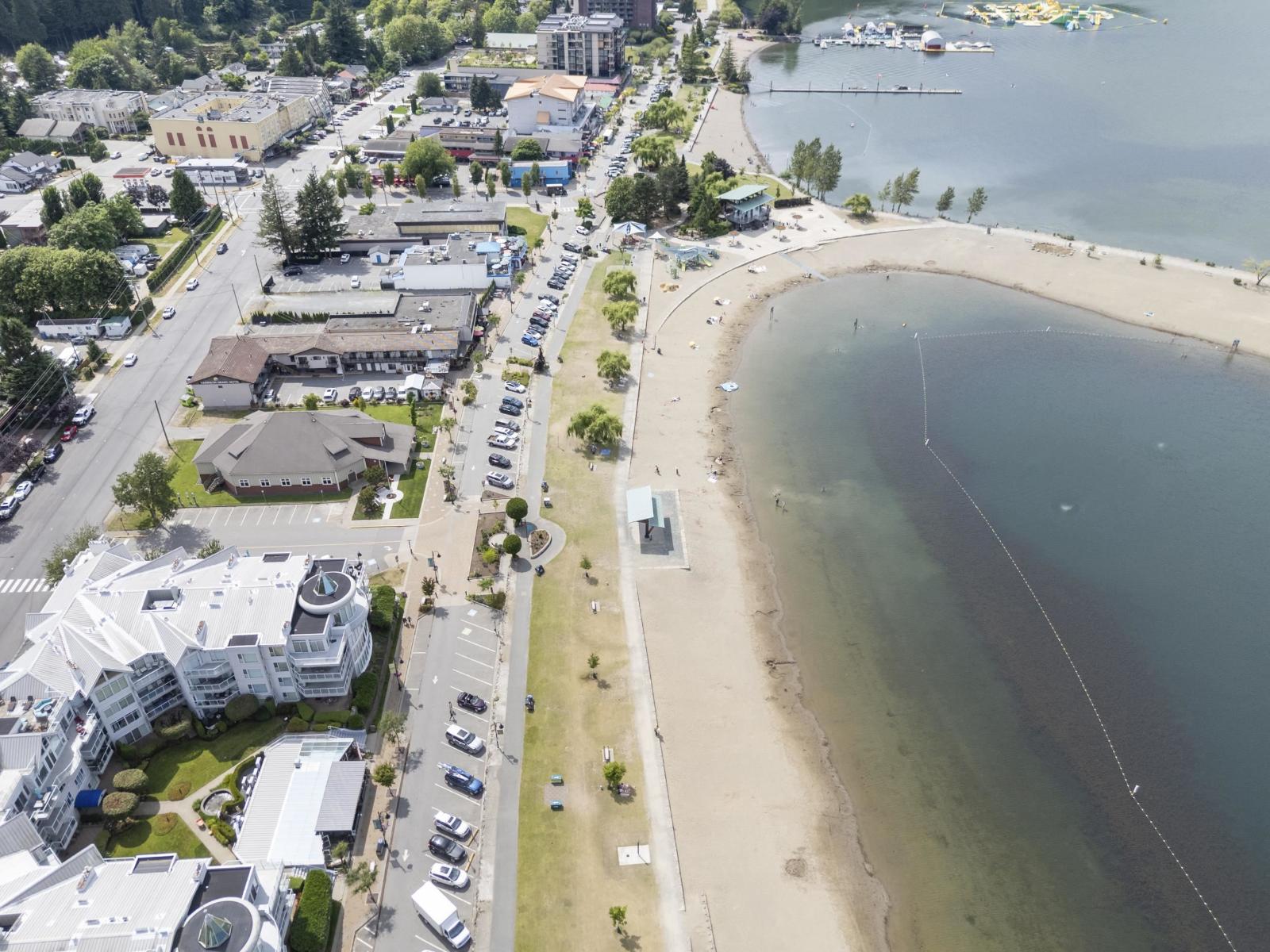860 WILLOW PLACE|Harrison Hot Springs