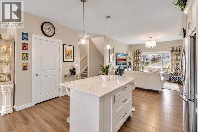 367 Nolancrest Heights Nw, Calgary, Alberta  T3R 0Z9 - Photo 5 - A2352011