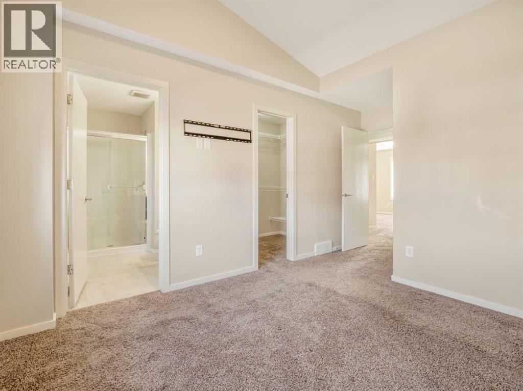 4, 450 Highlands Boulevard W