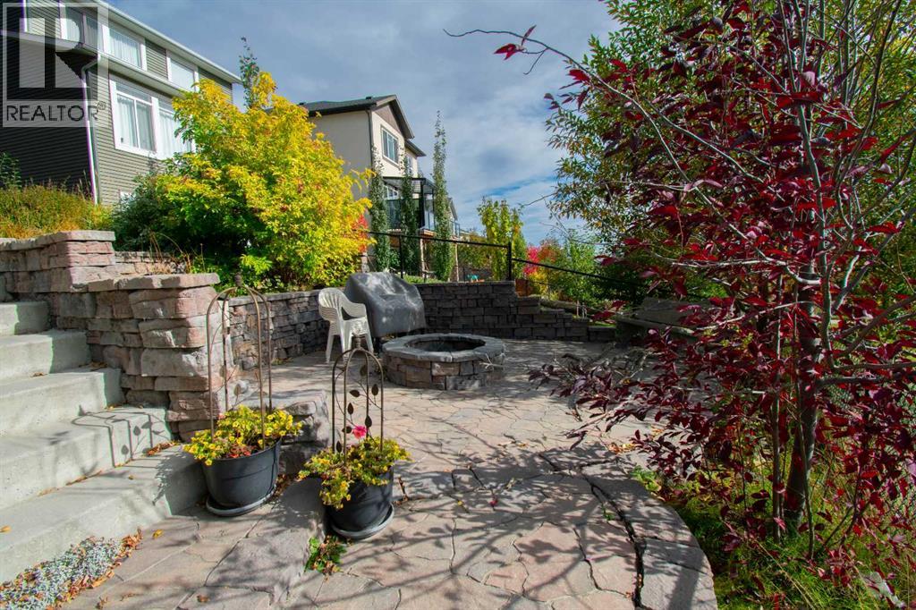 166 Nolancliff Crescent NW