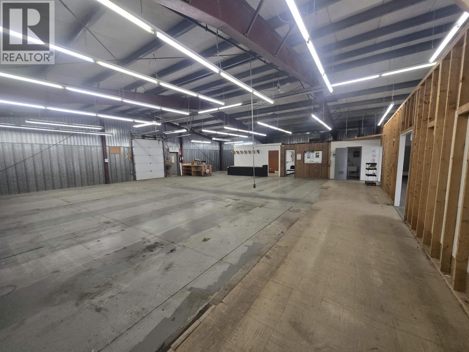 1063 N CARIBOO 97 HIGHWAY