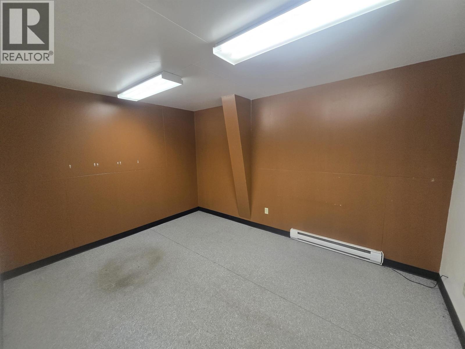 1063 N Cariboo Highway, Quesnel, British Columbia  V2J 2Y3 - Photo 12 - C8077805