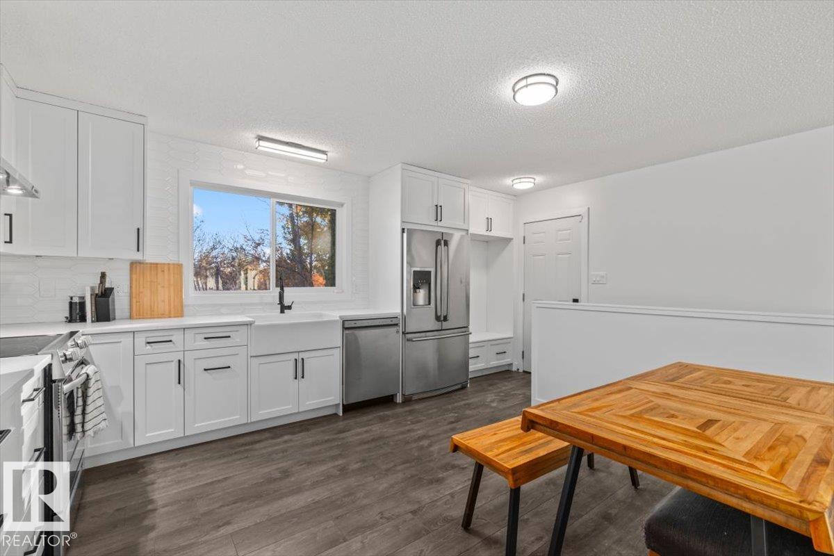 42 GLENGARRY CR