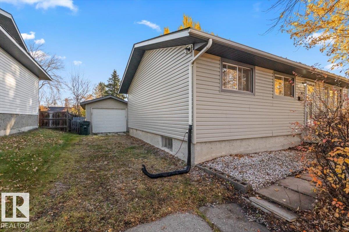 42 GLENGARRY CR