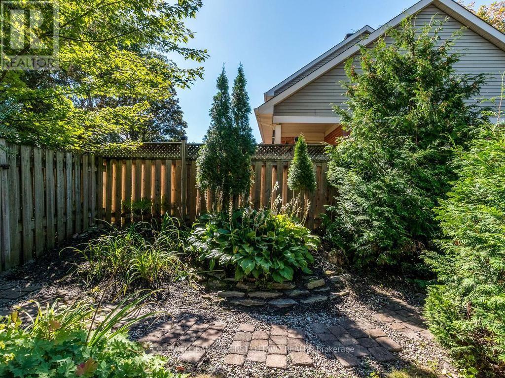 5 Crossing Bridge Court, Ottawa, Ontario  K2S 1S2 - Photo 37 - X14113304