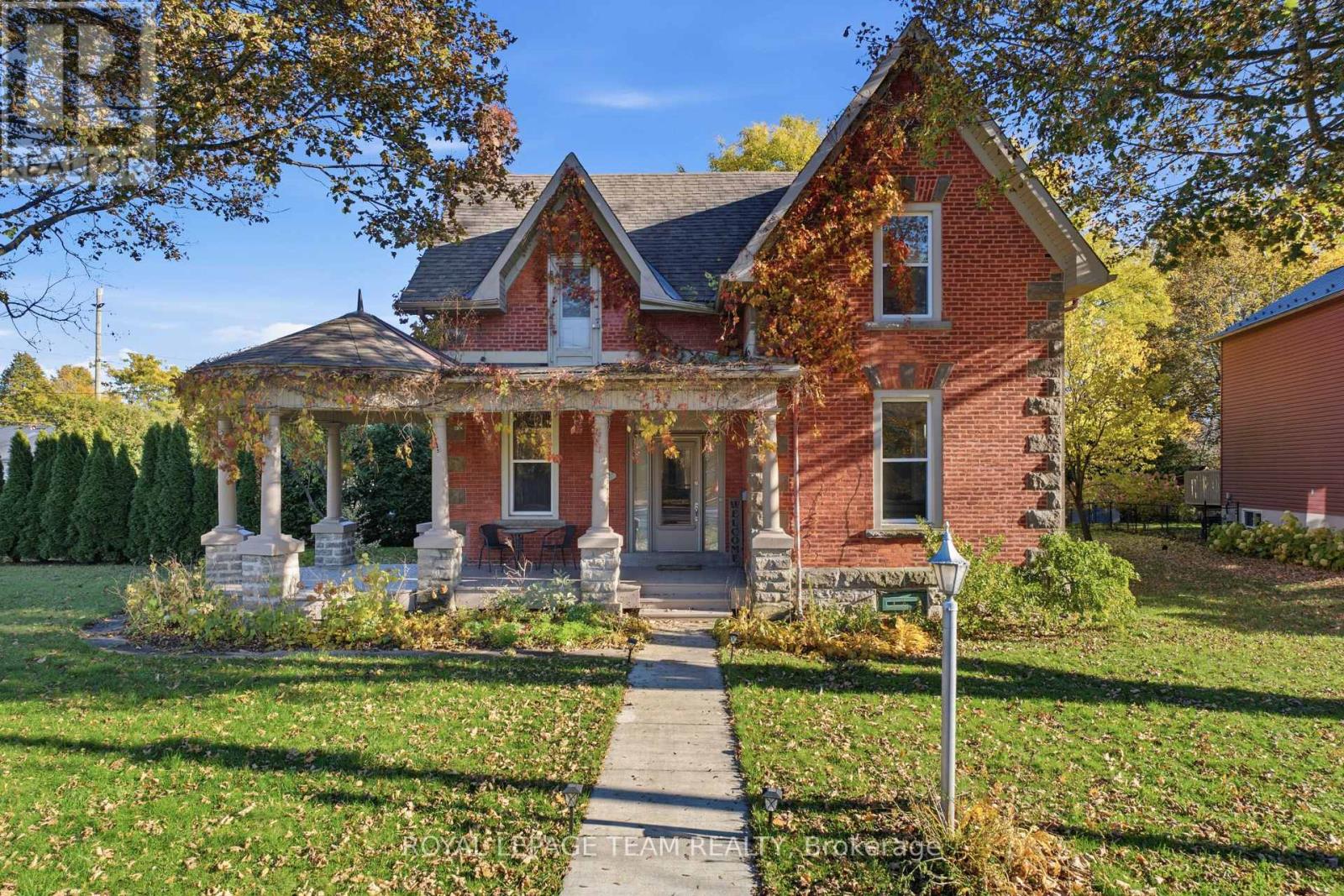 192 High Street, Carleton Place, Ontario  K7C 1W7 - Photo 1 - X14113308