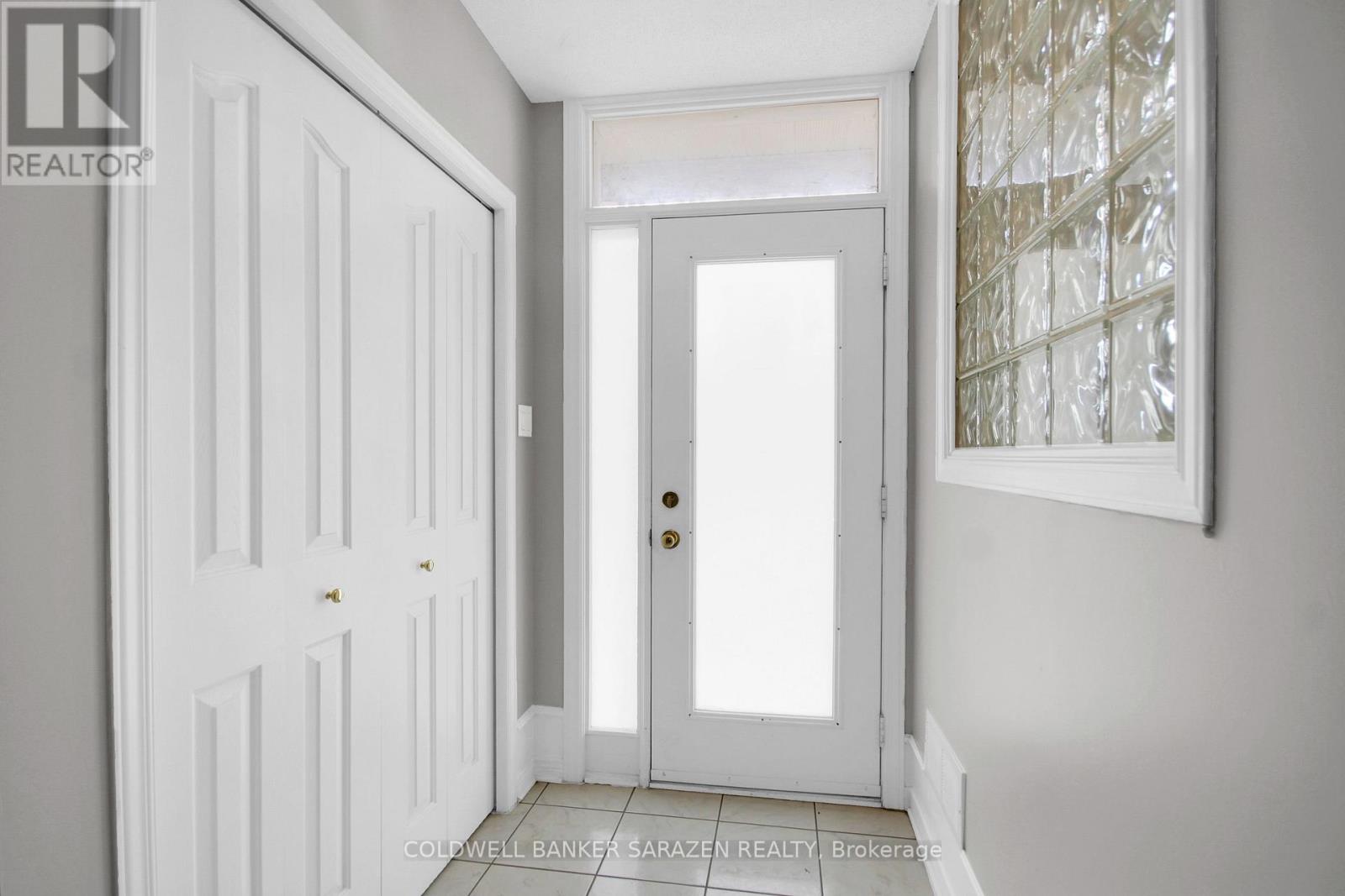 42 Colchester Square, Ottawa, Ontario  K2K 2X4 - Photo 2 - X14113312