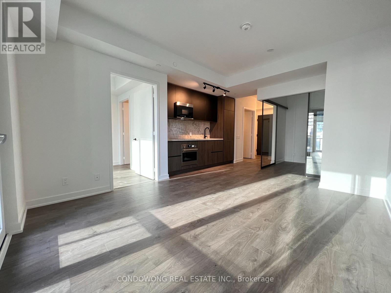 1106 - 108 PETER STREET, Toronto, Ontario