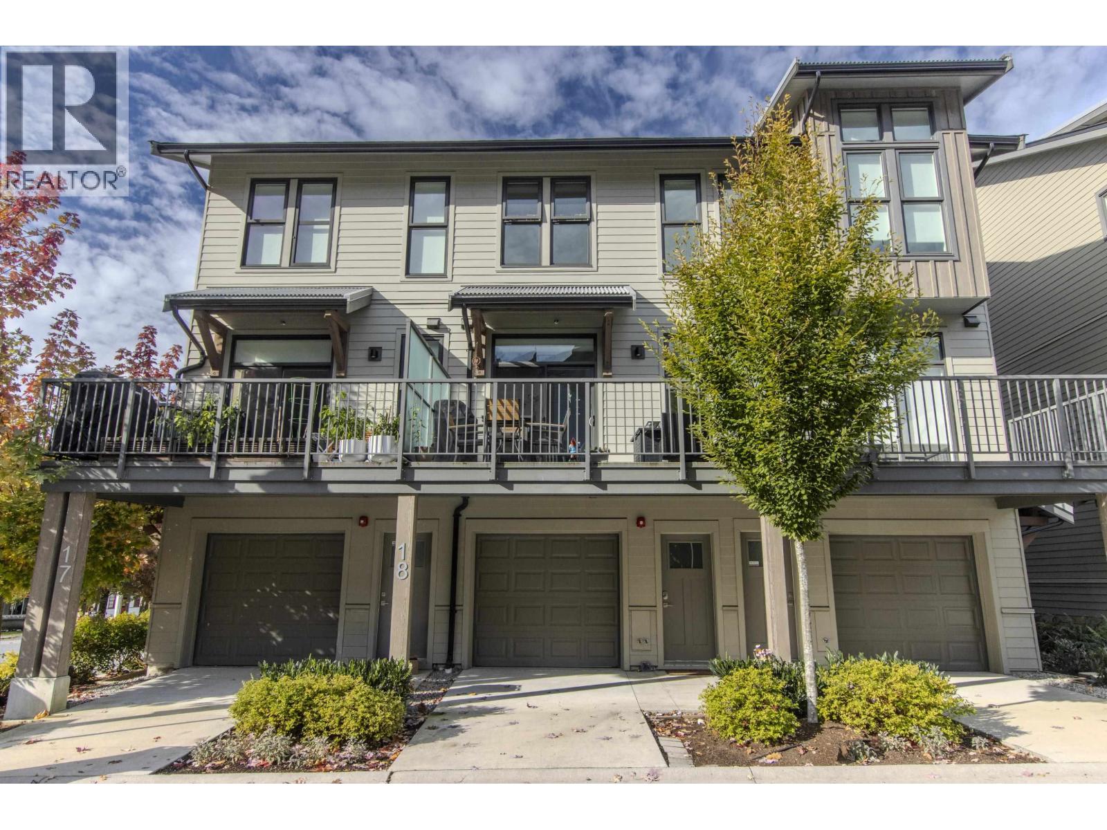 18 351 COPPER DRIVE