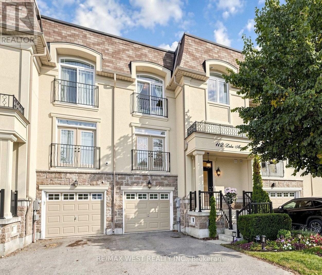 112 LAKE AVENUE, Richmond Hill, Ontario