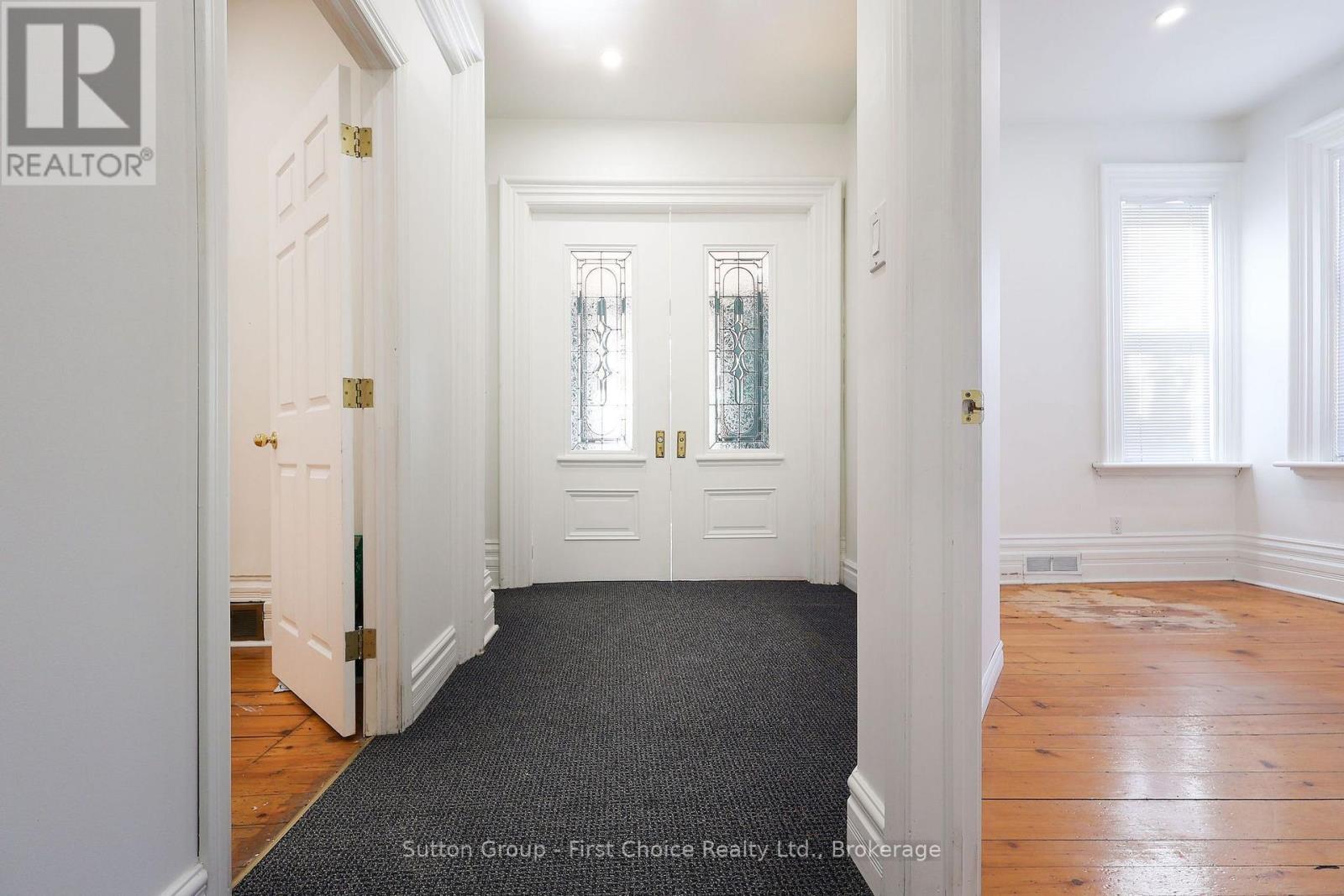 258 Ontario Street, Stratford, Ontario  N5A 3H5 - Photo 10 - X14113296