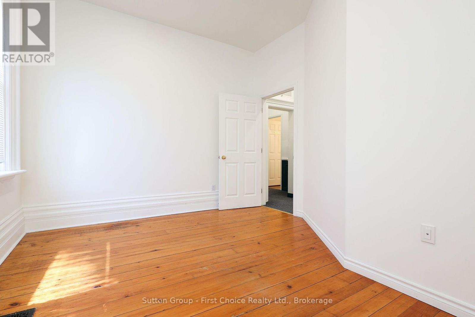 258 Ontario Street, Stratford, Ontario  N5A 3H5 - Photo 14 - X14113296