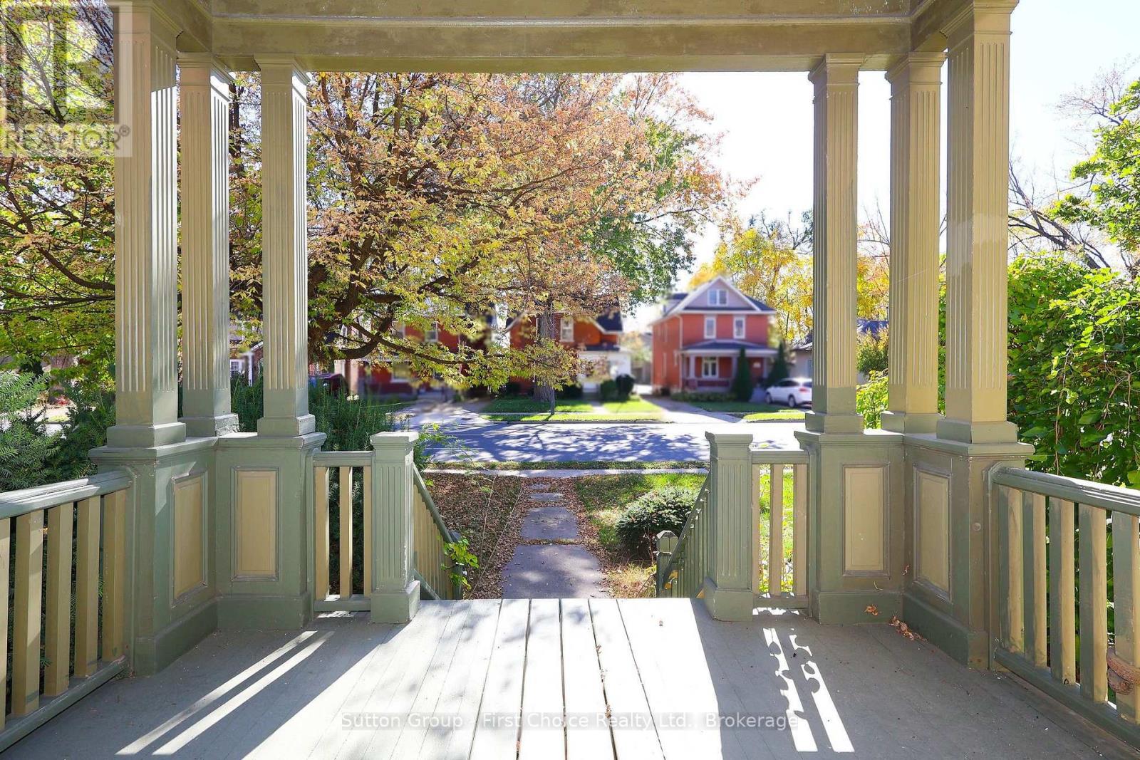258 Ontario Street, Stratford, Ontario  N5A 3H5 - Photo 3 - X14113296