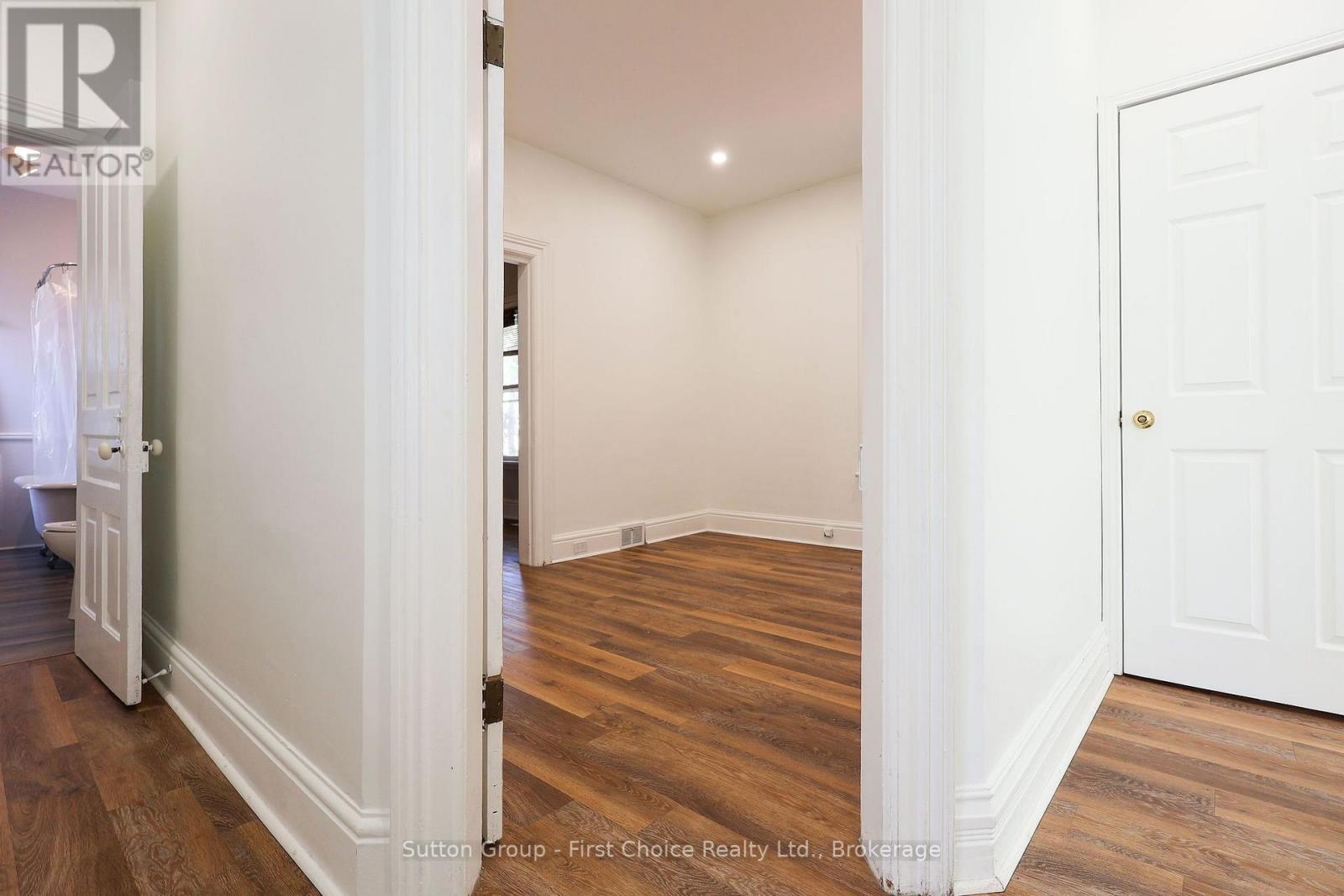 258 Ontario Street, Stratford, Ontario  N5A 3H5 - Photo 31 - X14113296