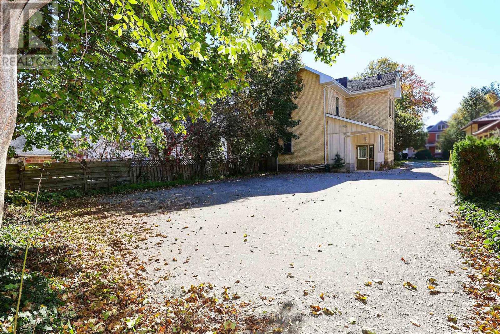 258 Ontario Street, Stratford, Ontario  N5A 3H5 - Photo 49 - X14113296