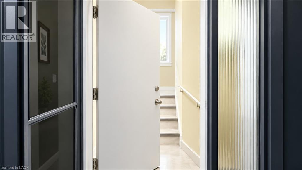 3425 Laddie Crescent Unit# Lower, Mississauga, Ontario  L4T 1N2 - Photo 4 - 40867564