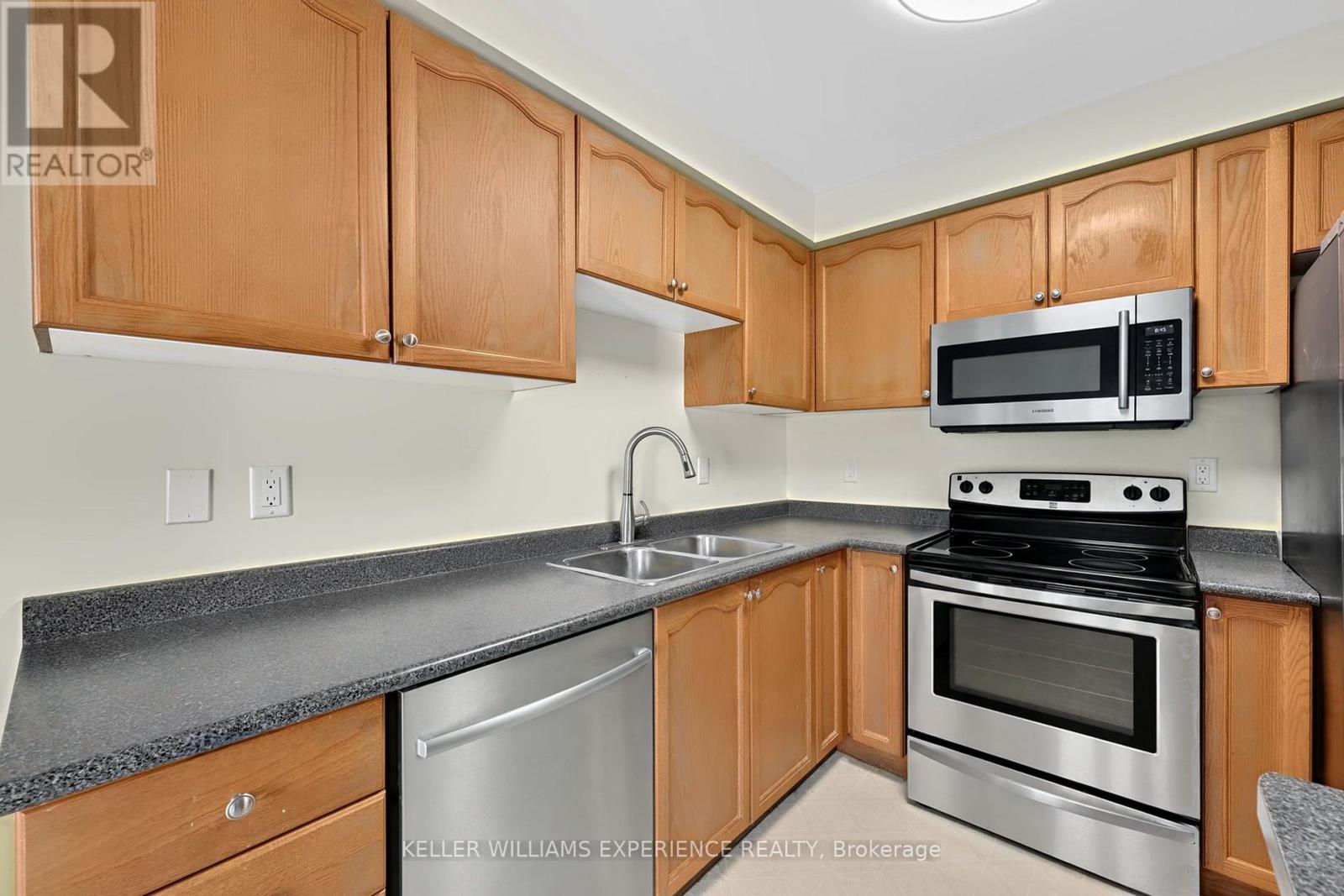 177 Professor Day Drive, Bradford West Gwillimbury, Ontario  L3Z 2Z1 - Photo 20 - N14105456
