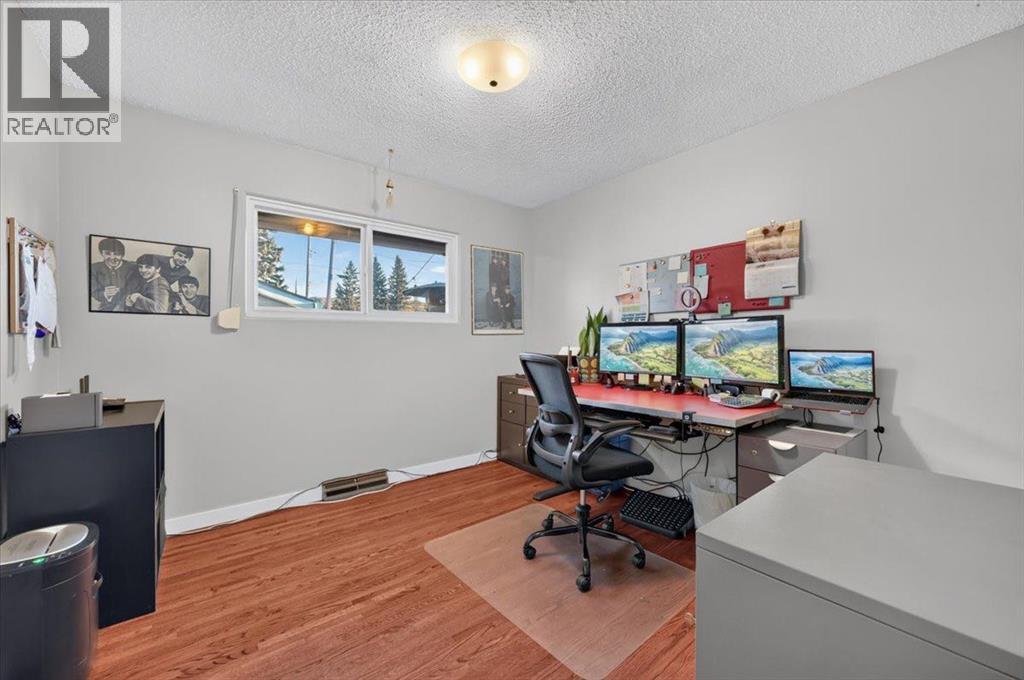 1184 Northmount Drive Nw, Calgary, Alberta  T2L 0C7 - Photo 23 - A2354406