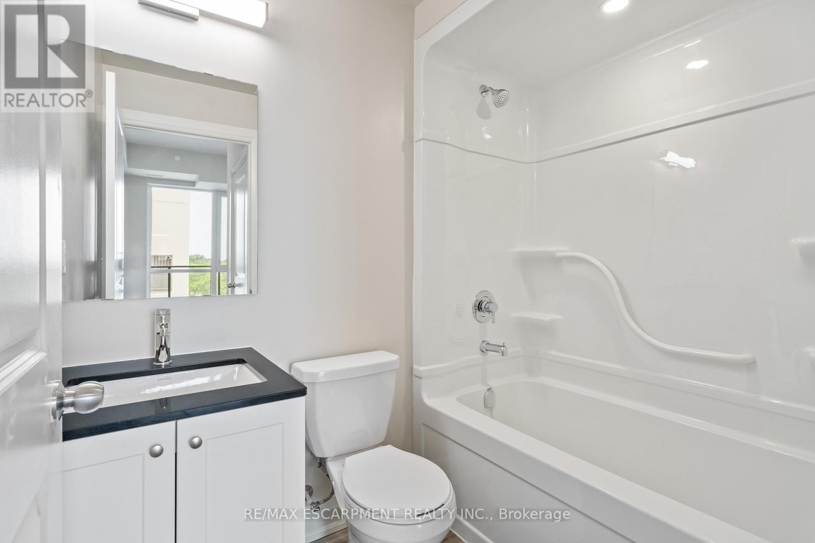 Up 09 - 50 Herrick Avenue, St. Catharines (Oakdale), Ontario  L2P 2T9 - Photo 18 - X14113266