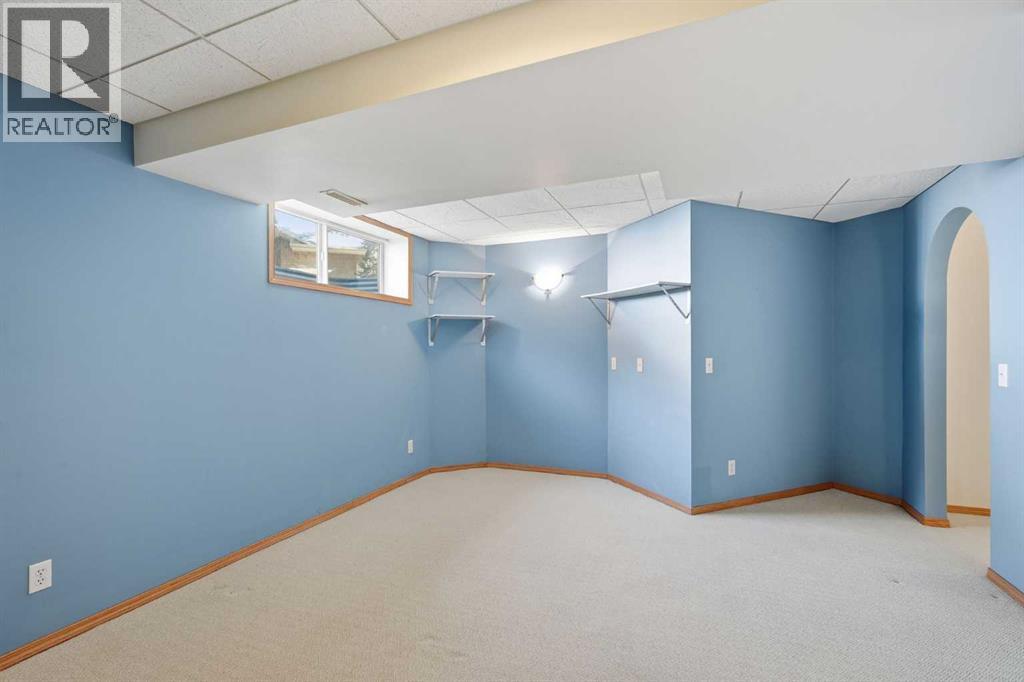 507 Hidden Vale Place Nw, Calgary, Alberta  T3A 5B7 - Photo 23 - A2352573