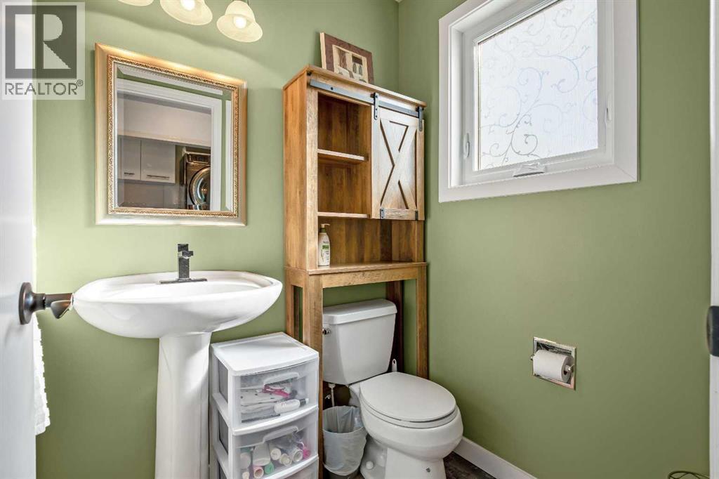 71 Strathclair Rise Sw, Calgary, Alberta  T3H 1G3 - Photo 27 - A2353953