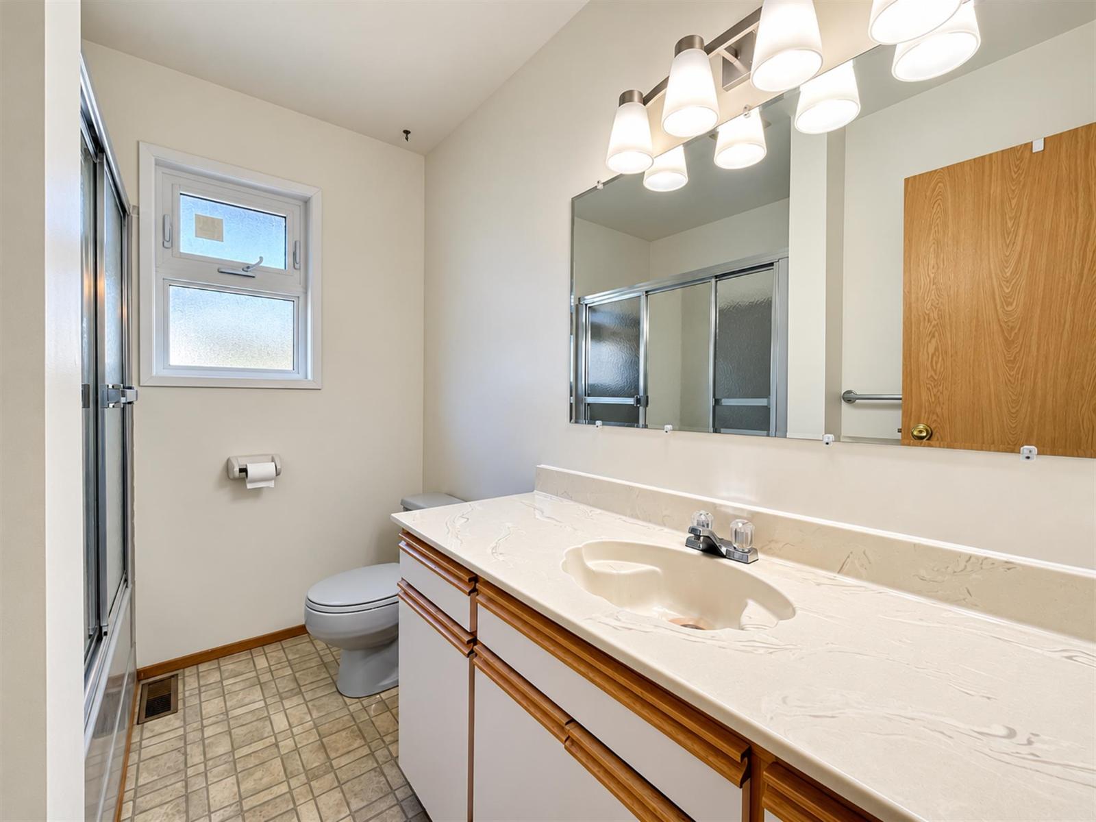 33522 Blueberry Drive, Mission, British Columbia  V2V 6E7 - Photo 26 - R3177533