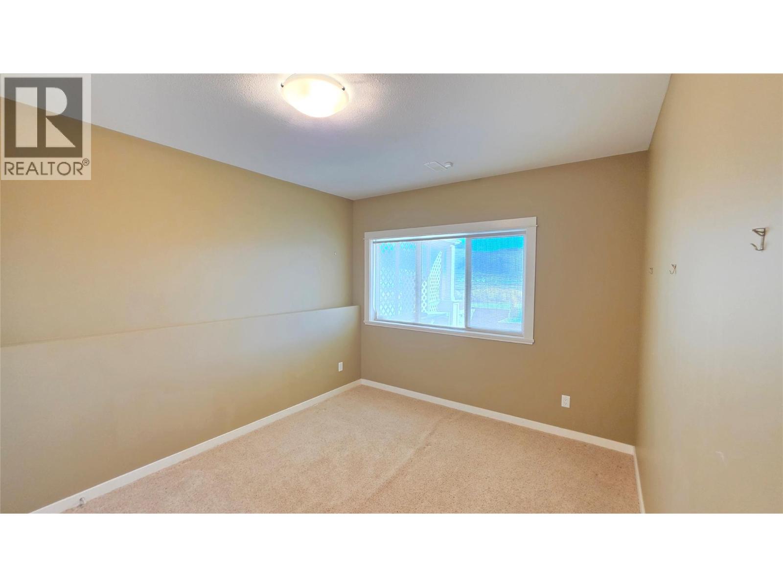 14 900 Stagecoach Drive