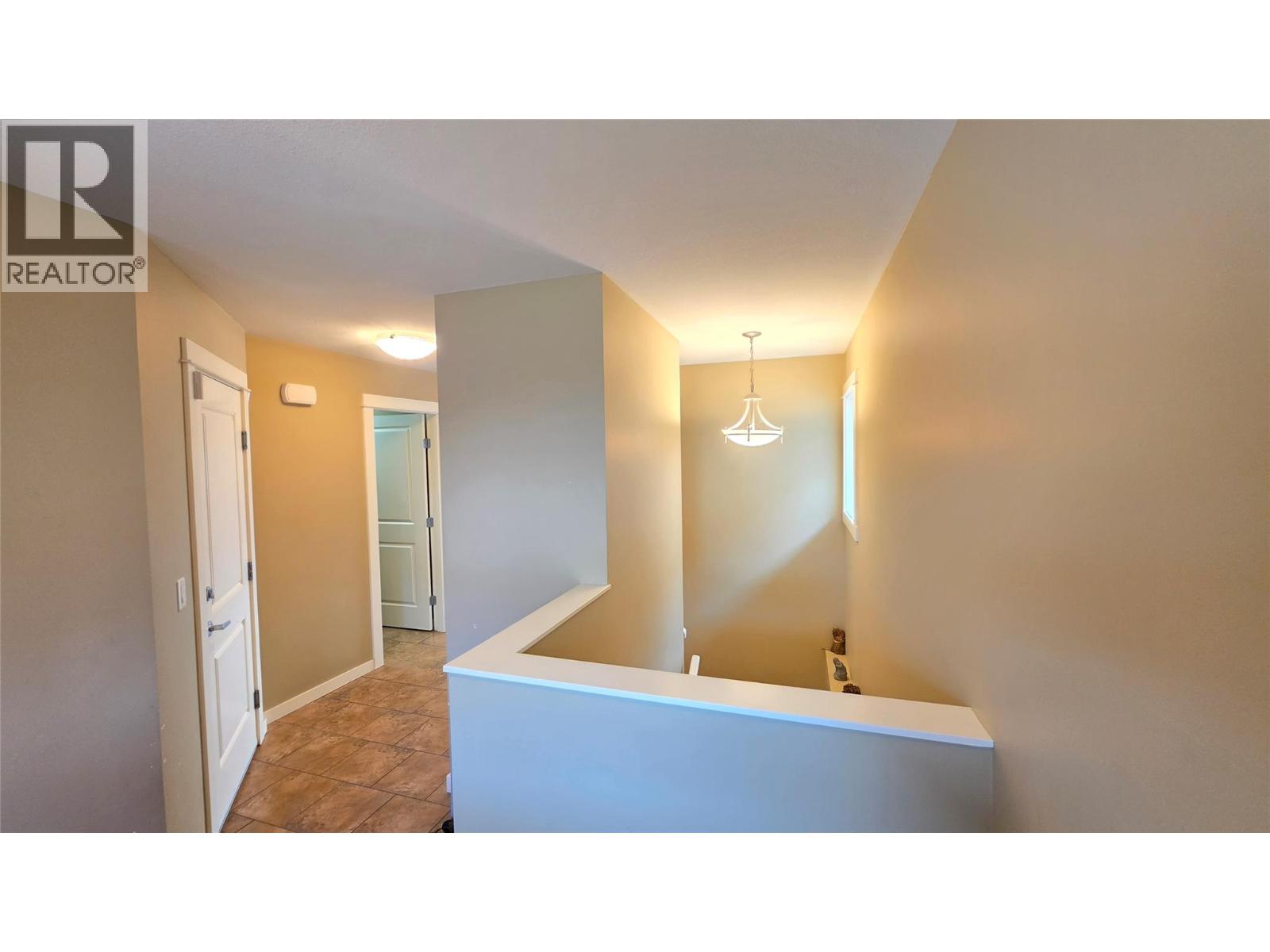 14 900 Stagecoach Drive