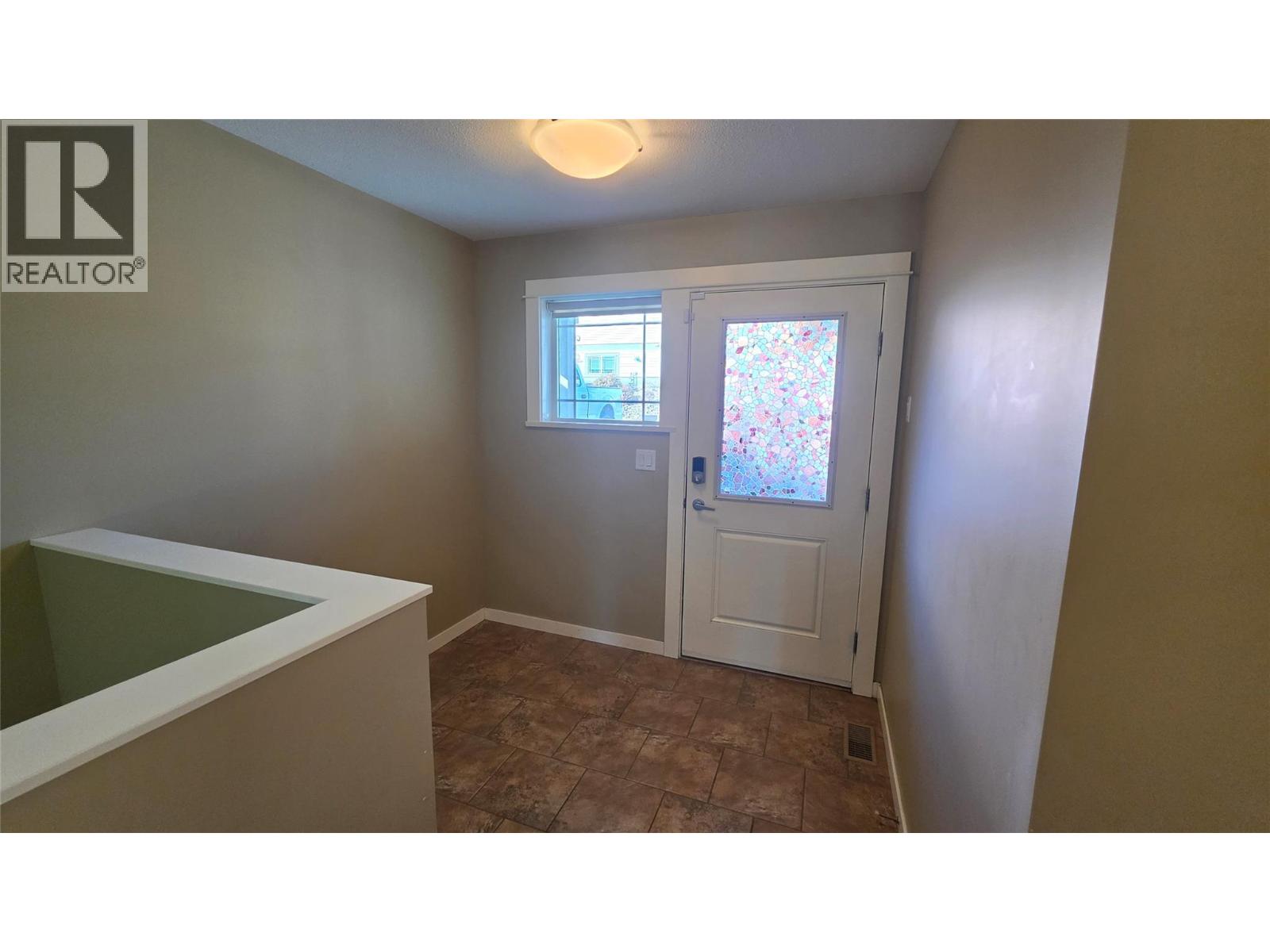 14 900 Stagecoach Drive