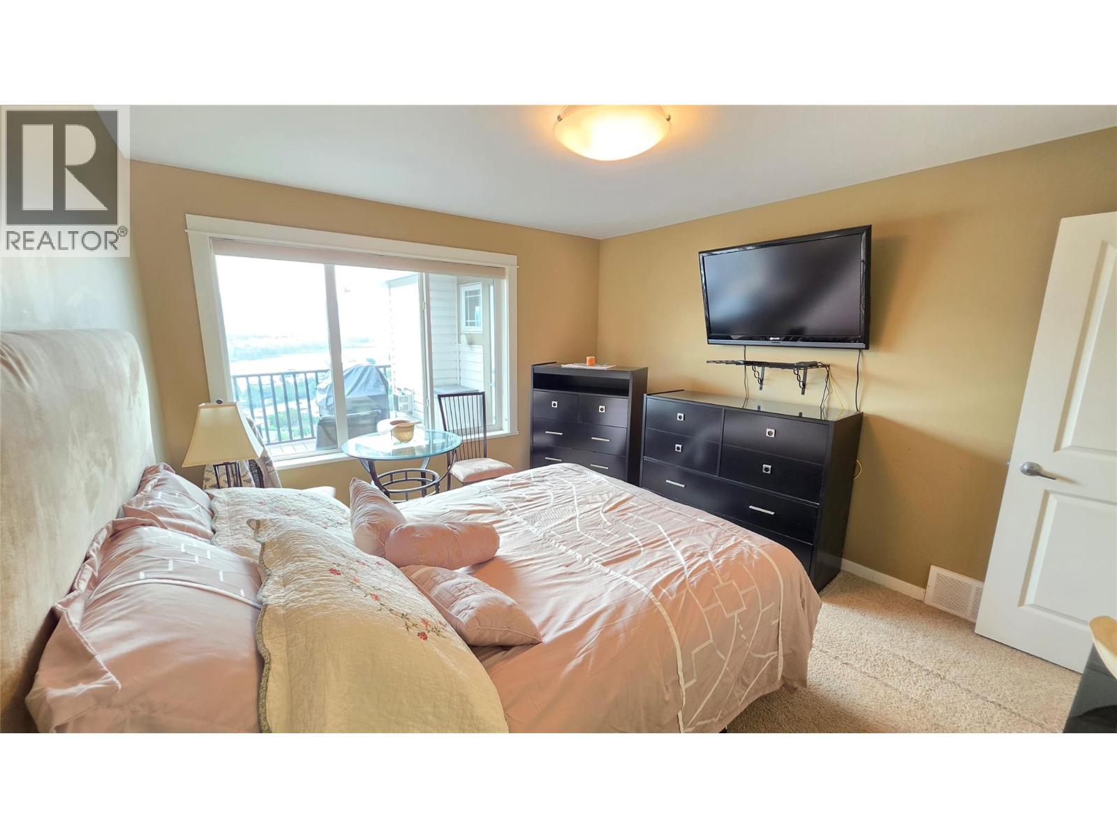 14 900 Stagecoach Drive