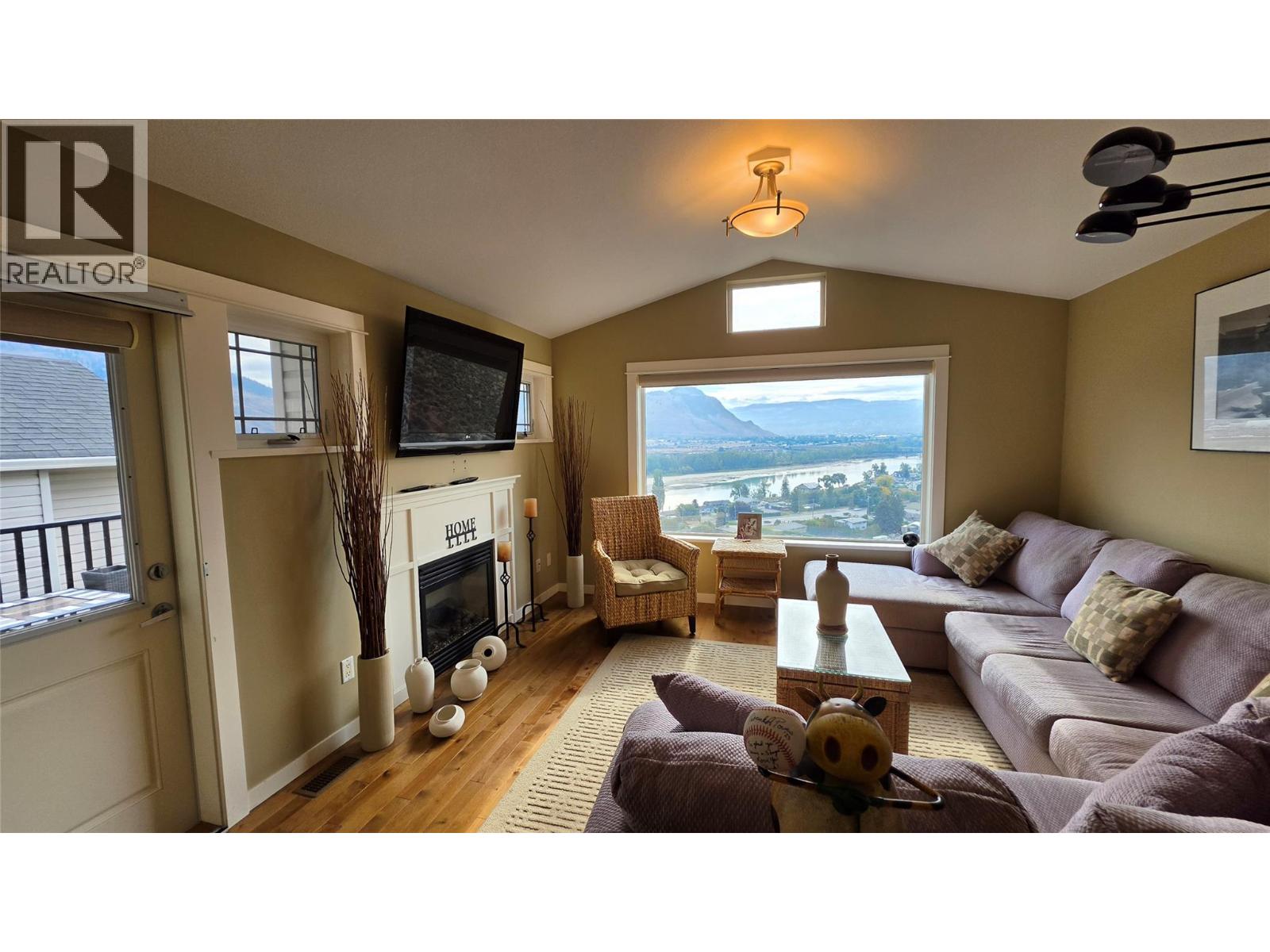 14 900 Stagecoach Drive