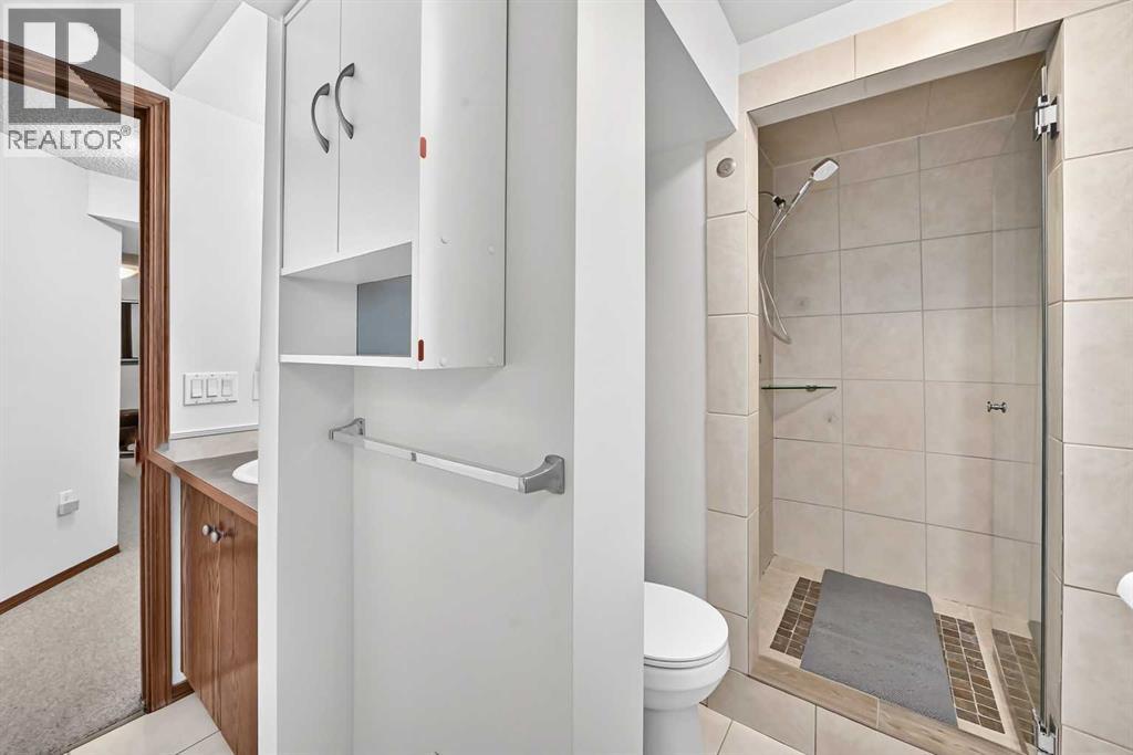 155 Strathcona Close Sw, Calgary, Alberta  T3H 1L2 - Photo 29 - A2349775