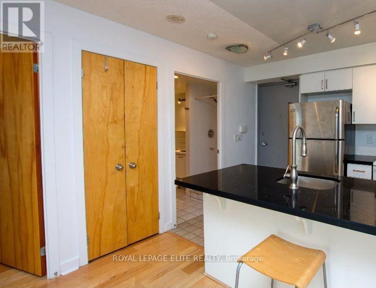 1514 - 255 Richmond Street E, Toronto (Moss Park), Ontario  M5A 4T7 - Photo 1 - C14113316