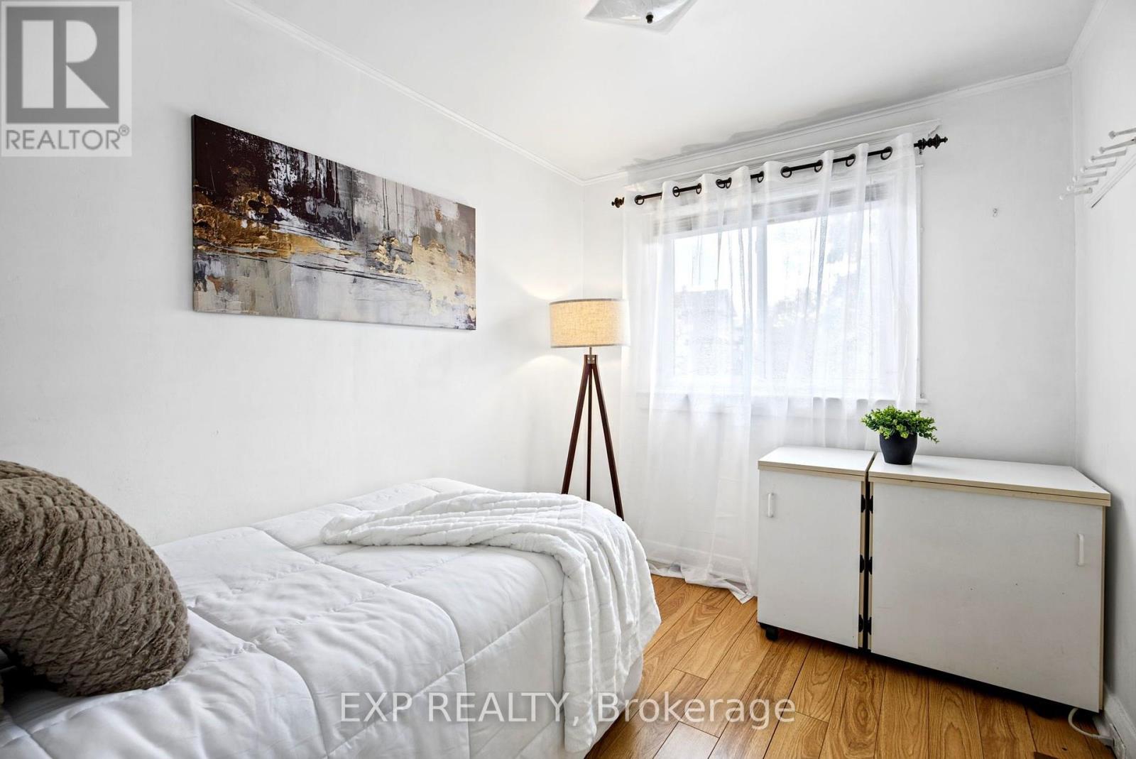 72 Newport Avenue, Toronto, Ontario  M1L 1J2 - Photo 18 - E14113342