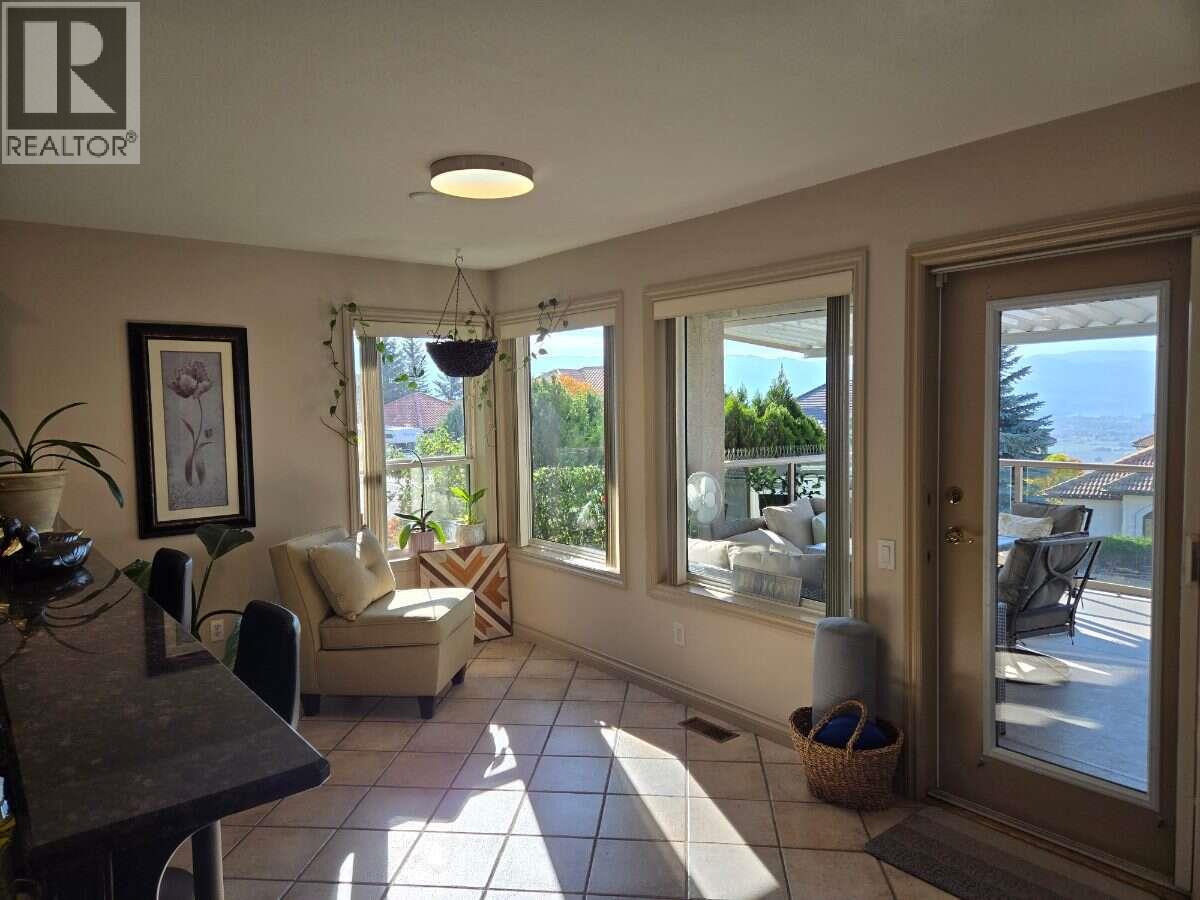 997 Skeena Drive N, Kelowna, British Columbia  V1V 2K7 - Photo 10 - 10404465