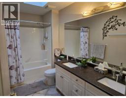 997 Skeena Drive N, Kelowna, British Columbia V1V 2K7 - Photo 16 - 10404465