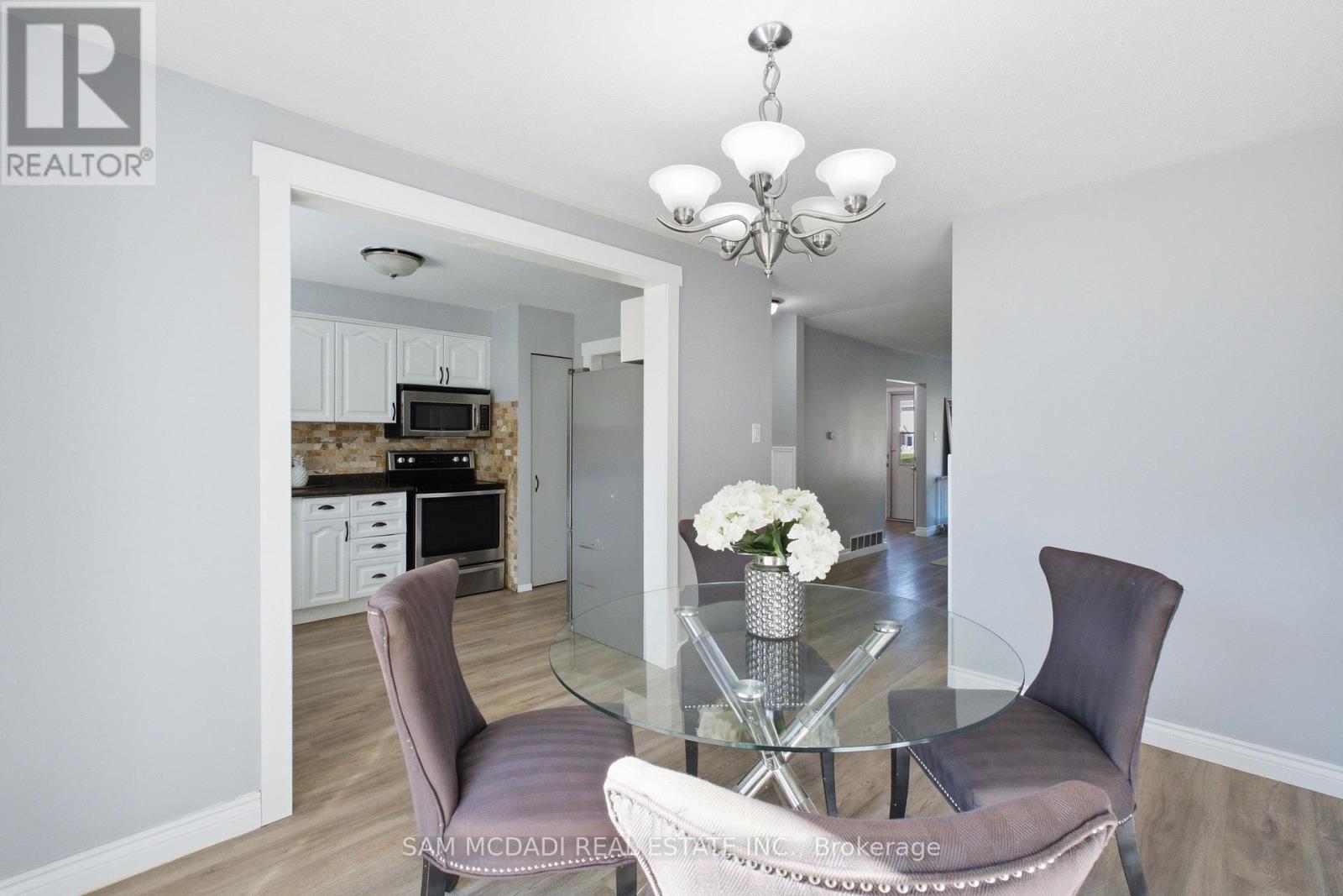 2499 Selord Court, Mississauga (Clarkson), Ontario  L5J 1P6 - Photo 9 - W14113374