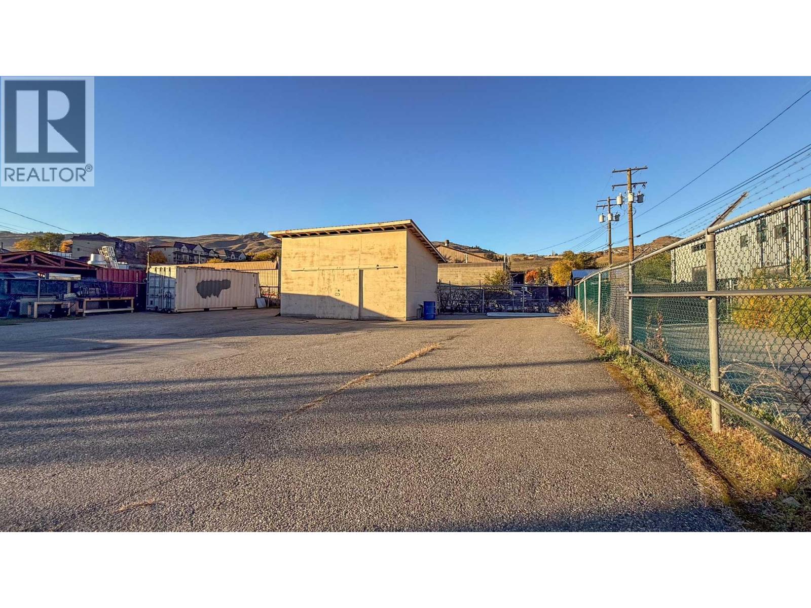4313 25 Avenue Unit# 2A &amp; 3A