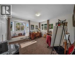 437 Duke Court, Kelowna, British Columbia V1W 3A2 - Photo 52 - 10404377
