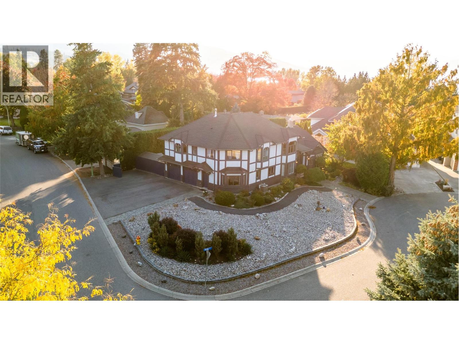 437 Duke Court, Kelowna, British Columbia  V1W 3A2 - Photo 57 - 10404377