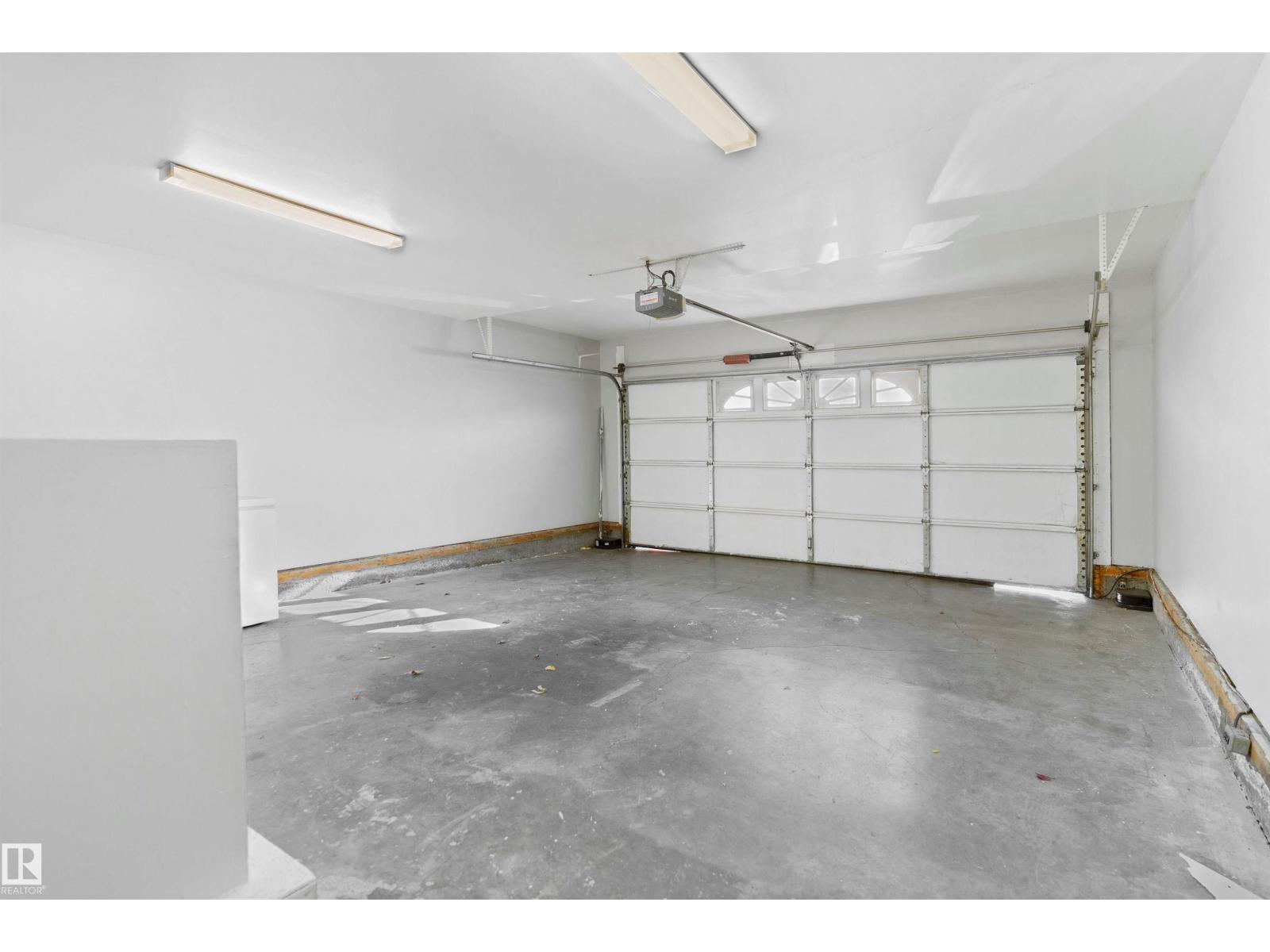 8010 166A AV NW