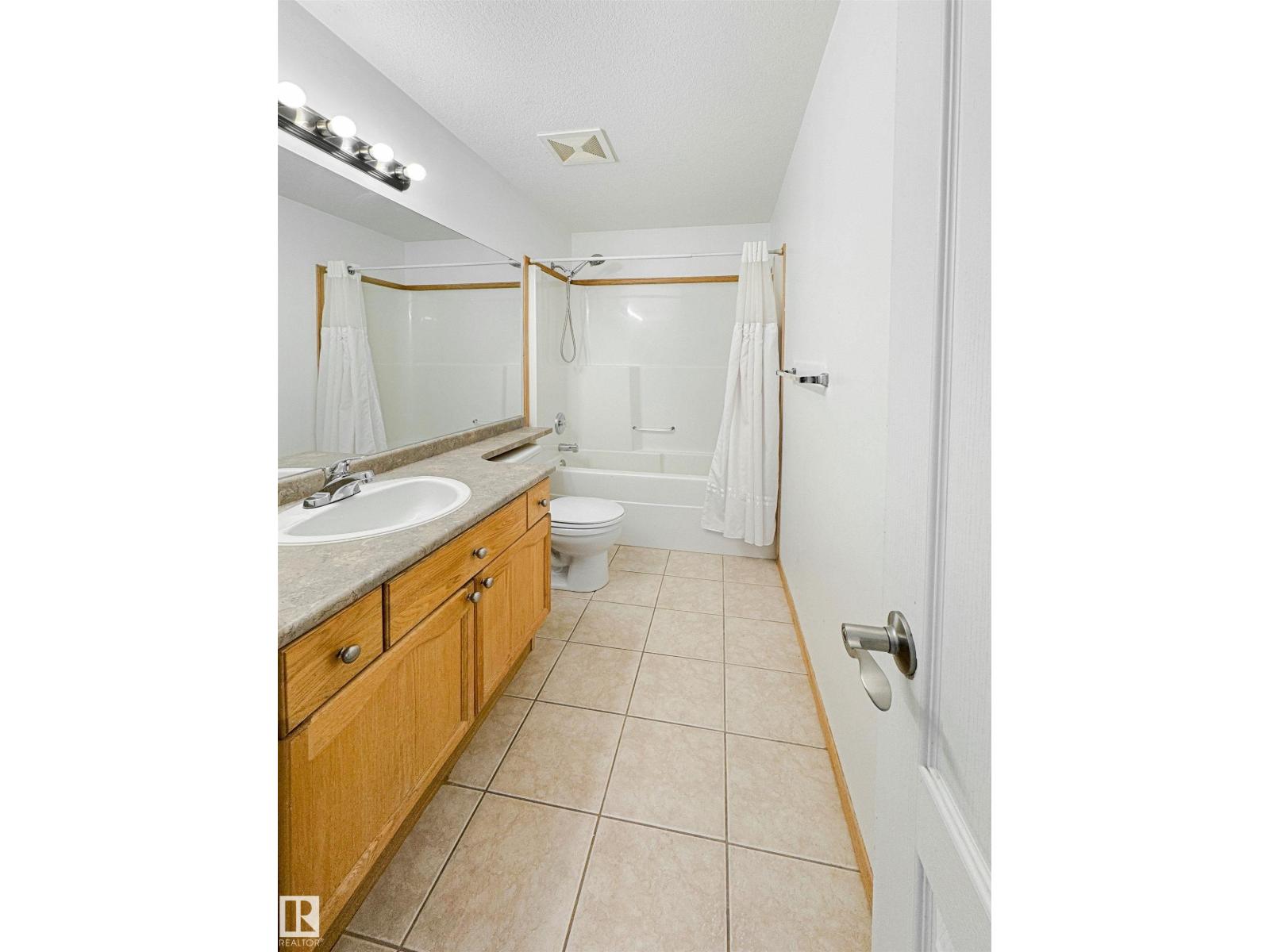 8010 166A AV NW