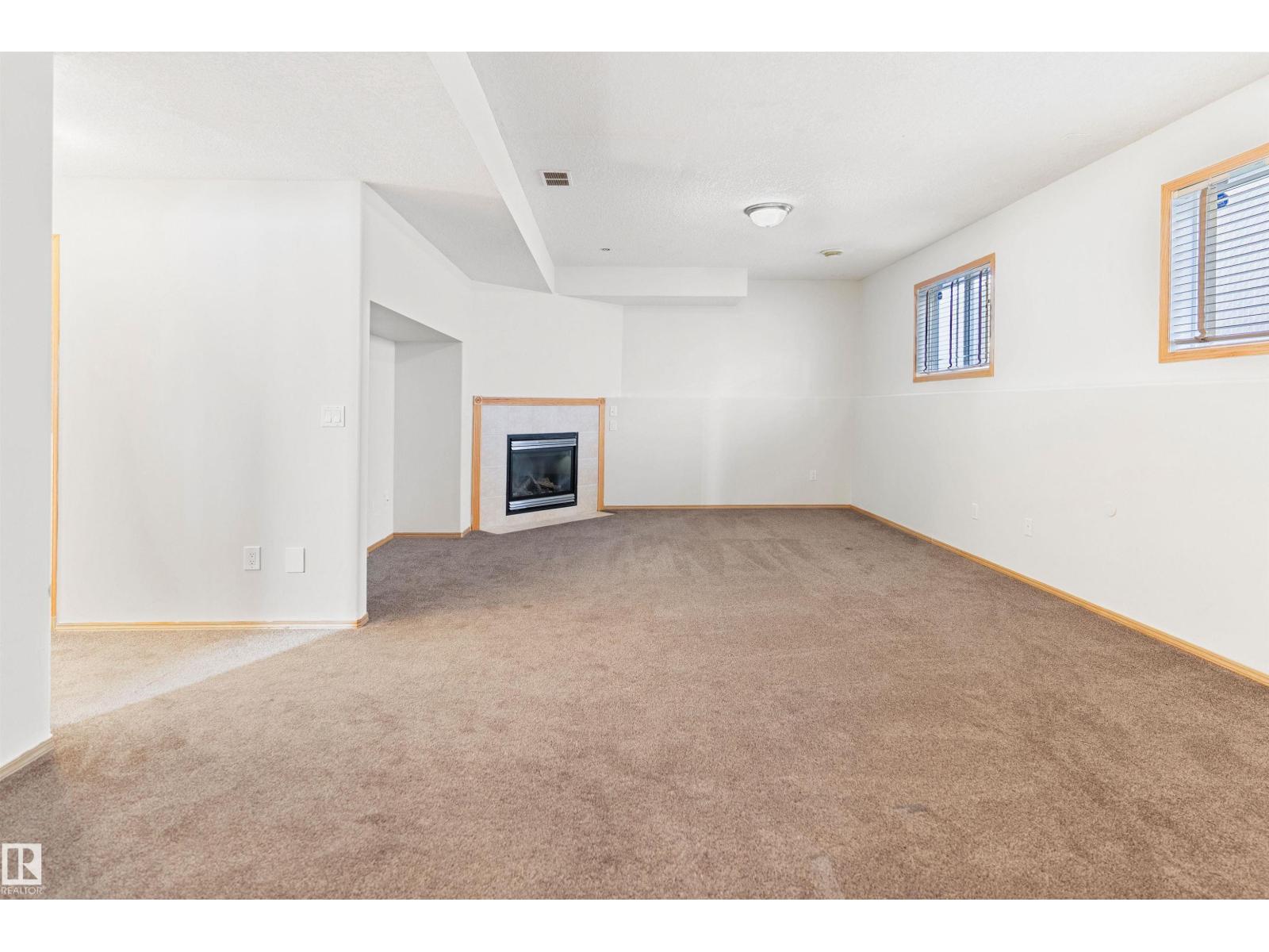 8010 166A AV NW