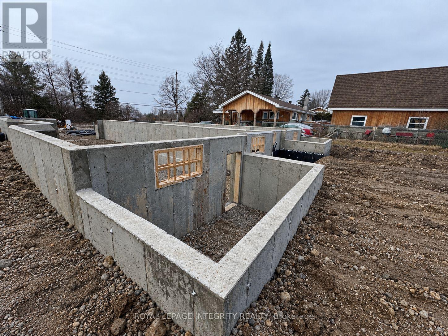 3 Tauvette Street E, Ottawa, Ontario  K1B 3A1 - Photo 7 - X14113434